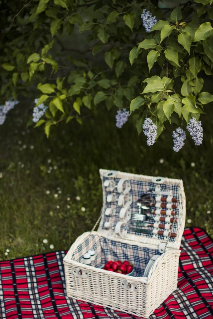 white wicker basket